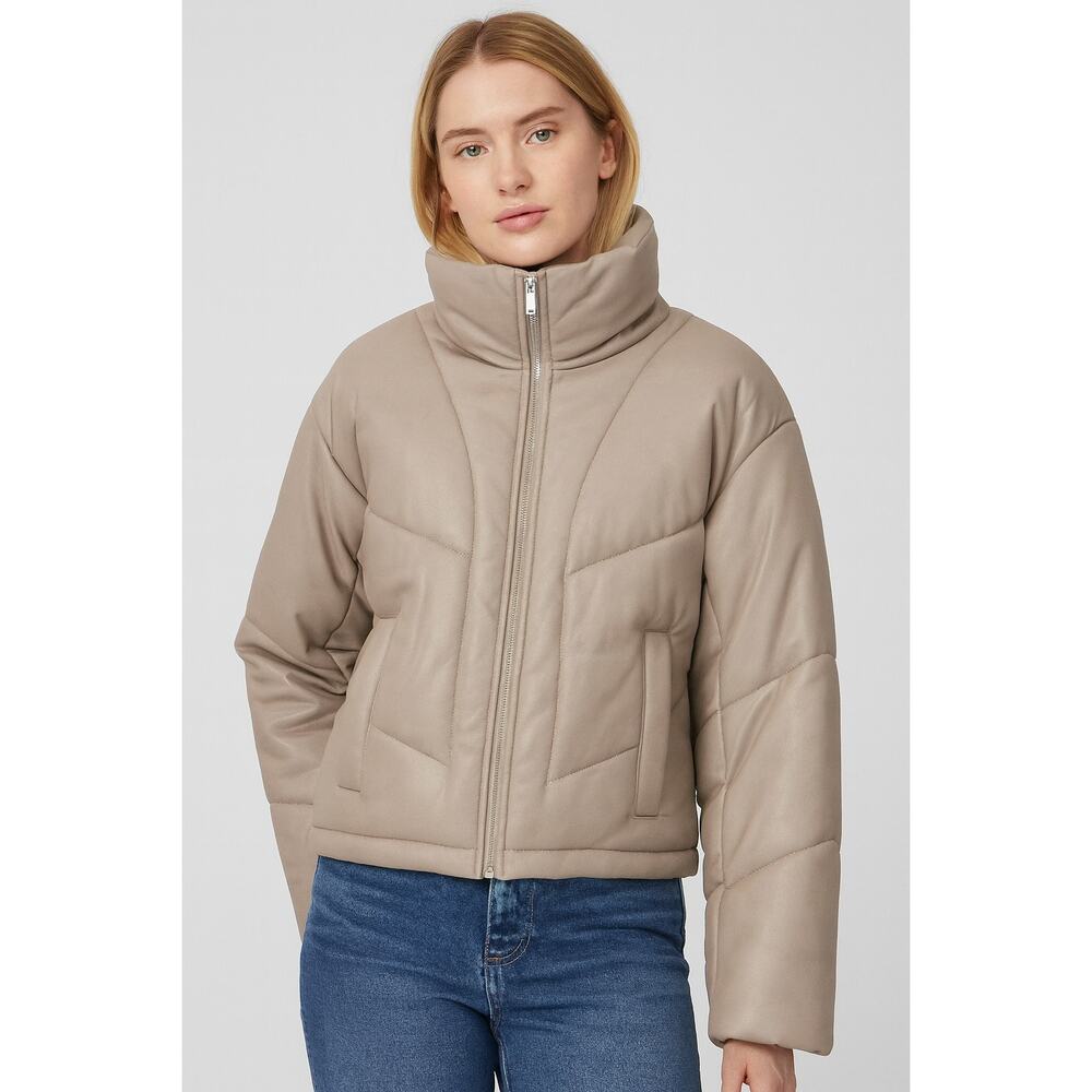 Abercrombie‎ Vegan Leather Puffer Jacket Size M Neutral Beige Cropped Winter
